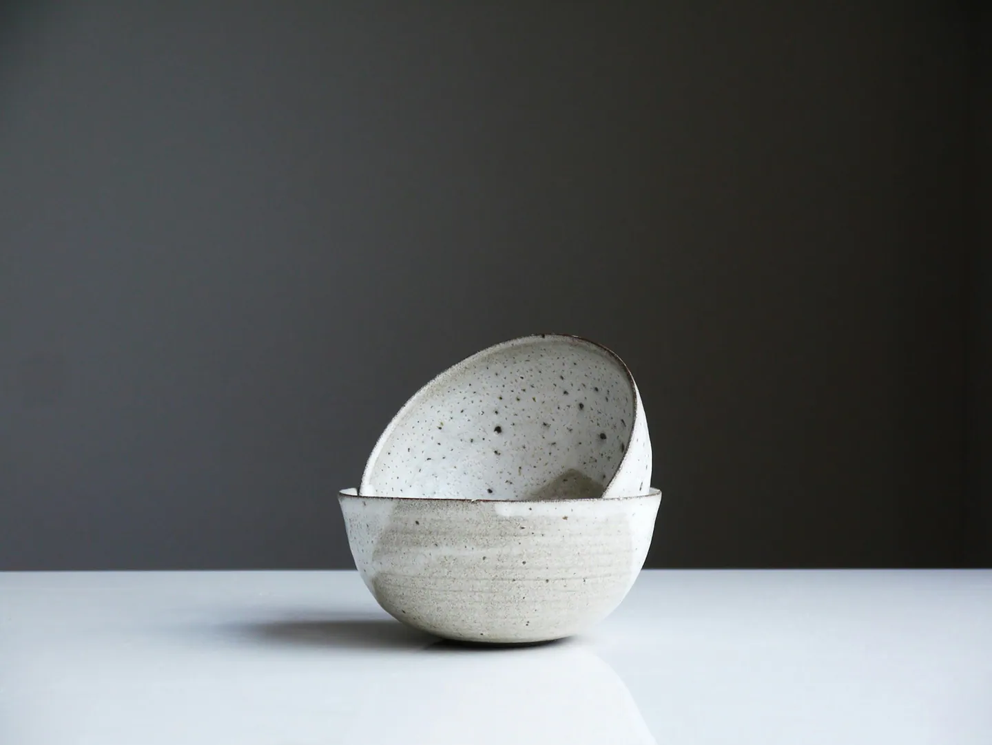 Bol en céramique, ombre douce