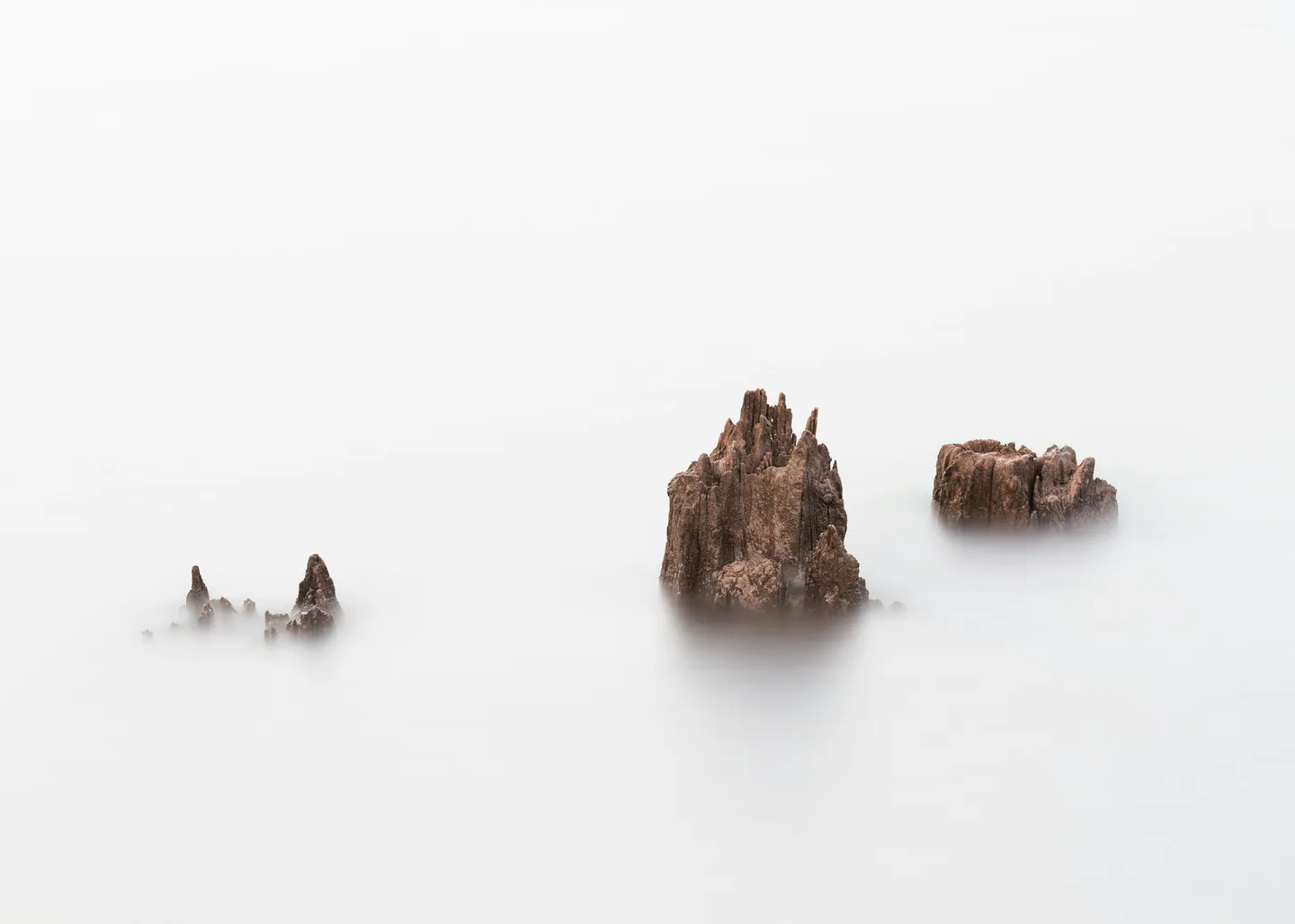 Composition sobre et sereine